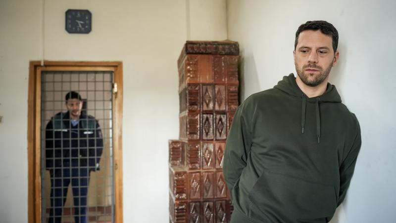 Iubire cu parfum de lavandă, rezumat episoade 52, 53 și 54 din 16 mai 2025. Ștefan, în arest. Cine apare și îl sperie pe Albert