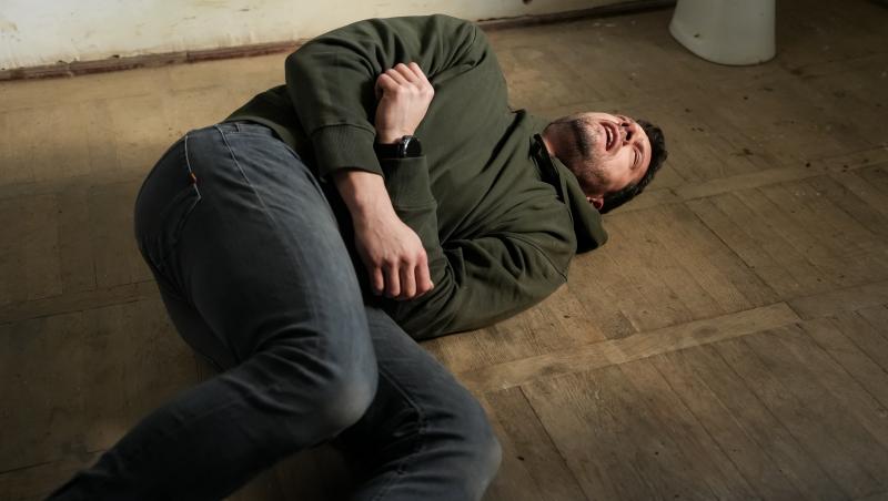 Iubire cu parfum de lavandă, rezumat episoade 52, 53 și 54 din 16 mai 2025. Ștefan, în arest. Cine apare și îl sperie pe Albert