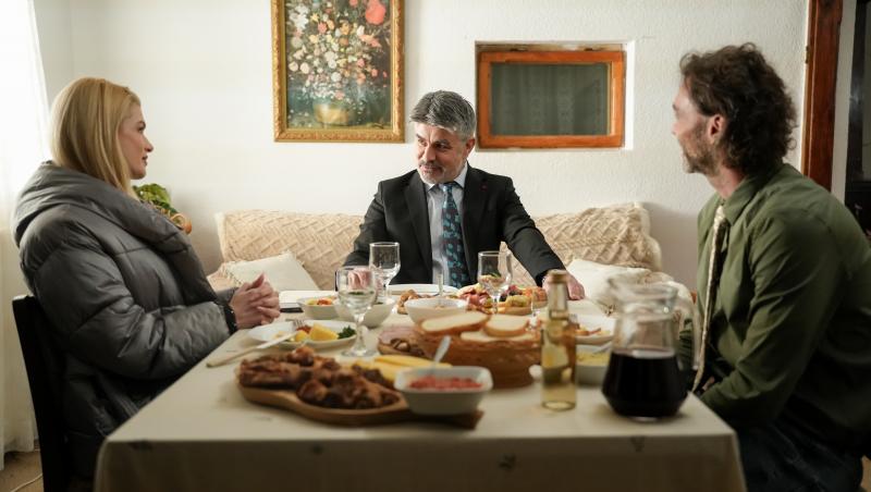 Iubire cu parfum de lavandă, rezumat episoade 52, 53 și 54 din 16 mai 2025. Ștefan, în arest. Cine apare și îl sperie pe Albert