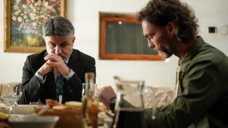 Iubire cu parfum de lavandă, rezumat episoade 52, 53 și 54 din 16 mai 2025. Ștefan, în arest. Cine apare și îl sperie pe Albert