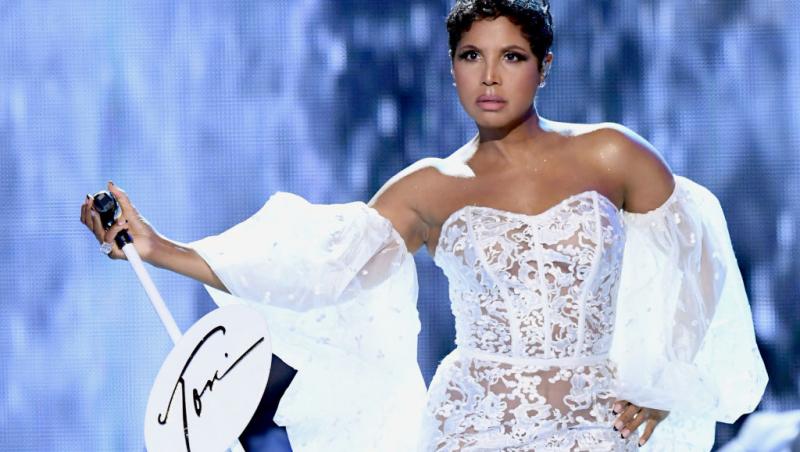 Vedetă internațională, pusă la zid din cauza ținutei purtate la ceremonia de absolvire a fiului său: „Nu și-a onorat fiul”