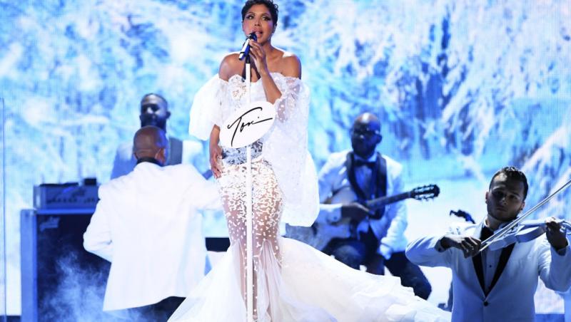 Vedetă internațională, pusă la zid din cauza ținutei purtate la ceremonia de absolvire a fiului său: „Nu și-a onorat fiul”