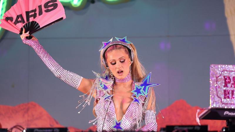 Paris Hilton, mesaj pentru fanii români. Vedeta a fost invitată la festivalul IntenCity de la Craiova