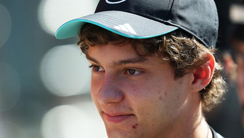 Urmărește acum calificările din Formula 1™ de la Imola. Bătălia pentru pole position este LIVE în AntenaPLAY și pe Antena 3 CNN