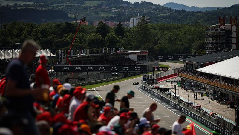 Urmărește acum cursa din Formula 1™ pentru Marele Premiu al regiunii Emilia-Romagna, LIVE pe Antena Stars și în AntenaPLAY