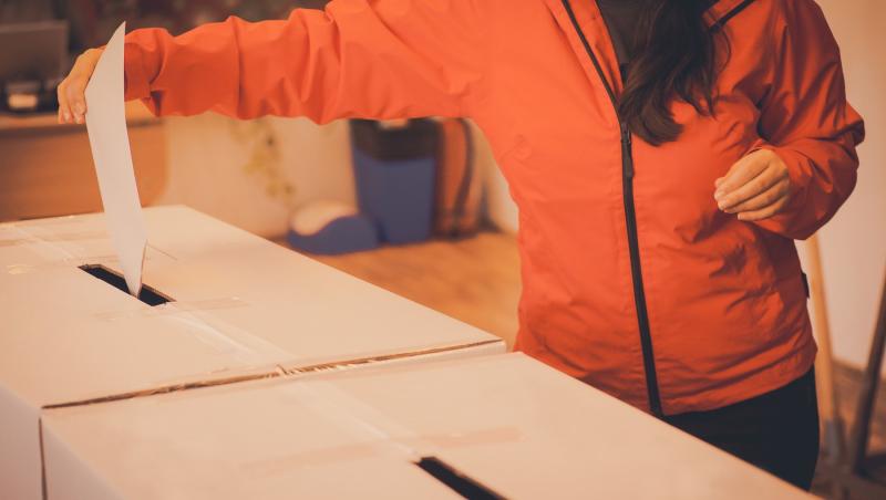 Rezultate exit-poll alegeri prezidenţiale 2025, turul 2. Cine e candidatul de pe primul loc. Luptă strânsă între Nicușor și Simion