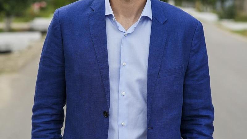 Interviu cu Ciprian Teodorescu. Ce impact are cariera sa muzicală asupra celei actoricești. Cum își descrie personajul: „E fain”