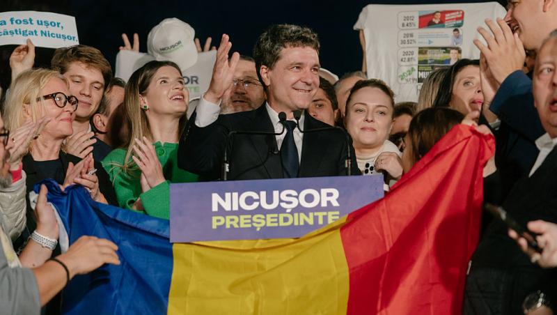 Ce le-a promis Nicușor Dan copiilor lui înainte de a afla rezultatele alegerilor prezidențiale: „Nu sunt deloc stresat”