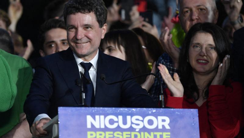 Ce le-a promis Nicușor Dan copiilor lui înainte de a afla rezultatele alegerilor prezidențiale: „Nu sunt deloc stresat”