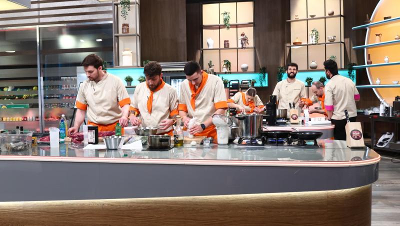 Chefi la cuțite, 20 mai 2025. Doi concurenți au fost eliminați. Unul dintre Chefi a ales amuleta salvatoare. Pe cine a ales