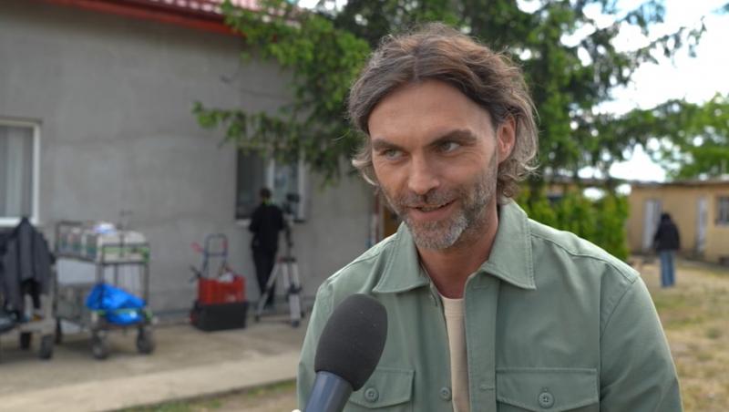 Interviu Cătălin Gheorghe. Care este scena neașteptată care l-a emoționat până la filmările Iubire cu parfum de lavandă