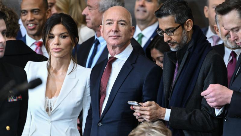 Lauren Sánchez, logodnica lui Jeff Bezos, a purtat o ținută made in Romania. Cât a costat