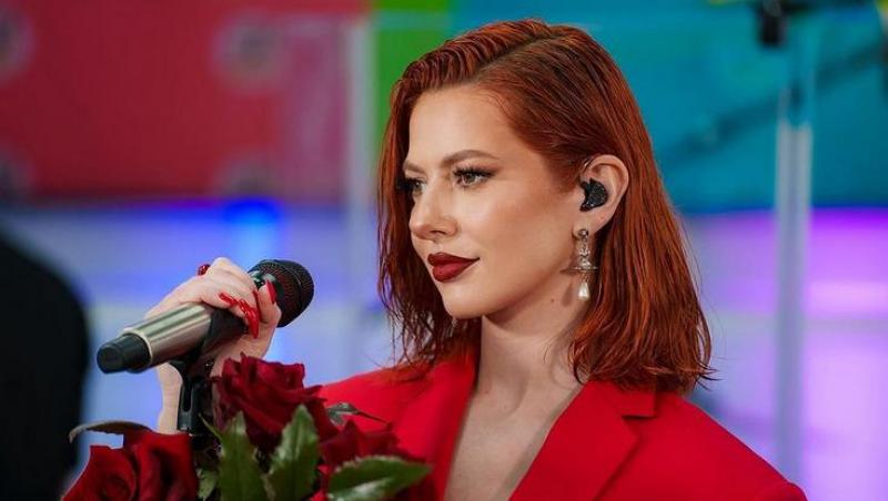 Lidia Buble, criticata de fani pentru felul în care a pozat topless. 