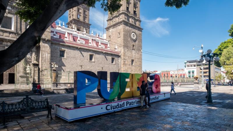 Cel mai căutat român din Mexic. Ce le face clienților săi