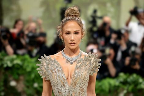 Jennifer Lopez, dată în judecată din cauza unor poze. Ce a publicat diva latino, deși nu avea acest drept