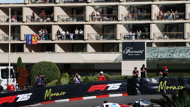 Vezi acum calificările din Formula 1™ pentru Marele Premiu de la Monaco.Lupta pentru pole este LIVE în AntenaPLAY și pe Antena3CNN