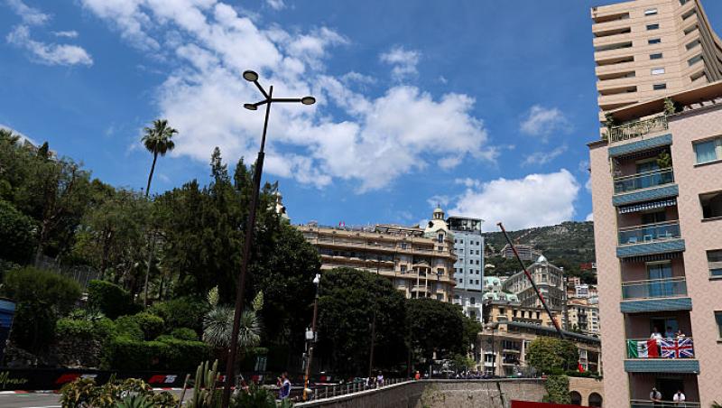 Vezi acum calificările din Formula 1™ pentru Marele Premiu de la Monaco.Lupta pentru pole este LIVE în AntenaPLAY și pe Antena3CNN