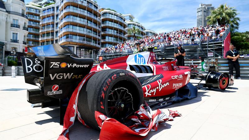 Vezi acum calificările din Formula 1™ pentru Marele Premiu de la Monaco.Lupta pentru pole este LIVE în AntenaPLAY și pe Antena3CNN