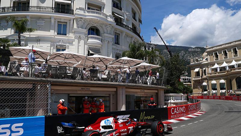 Vezi acum calificările din Formula 1™ pentru Marele Premiu de la Monaco.Lupta pentru pole este LIVE în AntenaPLAY și pe Antena3CNN