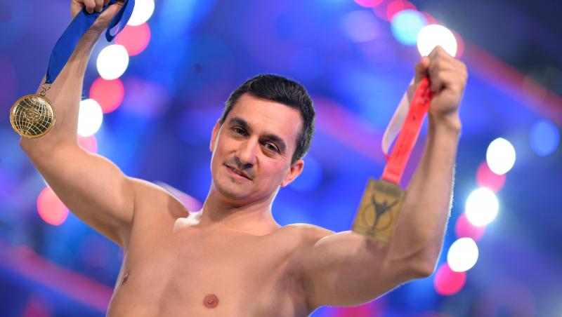 Marian Drăgulescu și soția sa, imagini spectaculoase de la dansul mirilor. Gimnastul și-a pus în practică abilitățile sportive