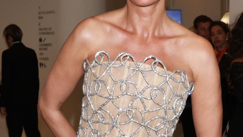 Catrinel Menghia, premiată la Festivalul de Film de la Cannes. Ținuta superbă cu care românca a atras toate privirile | FOTO