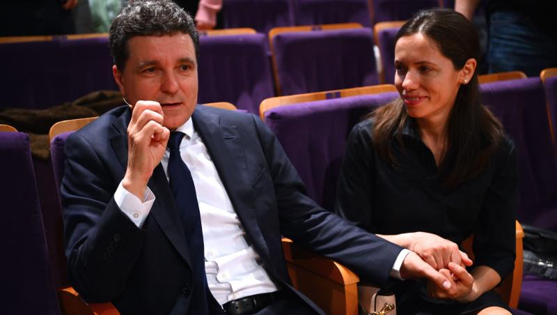 De ce a lipsit Mirabela Grădinaru de la ceremonia de învestire a lui Nicușor Dan. A participat doar Aheea, fiica președintelui