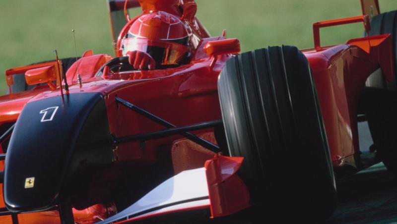 Cu cât s-a vândut la licitație monopostul Ferrari pilotat de Michael Schumacher în 2001