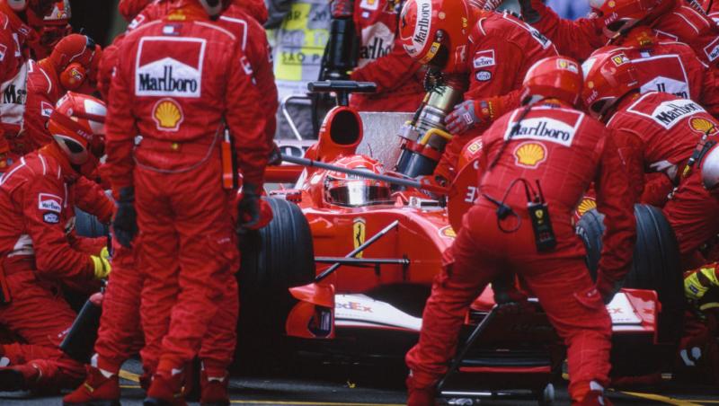 Cu cât s-a vândut la licitație monopostul Ferrari pilotat de Michael Schumacher în 2001