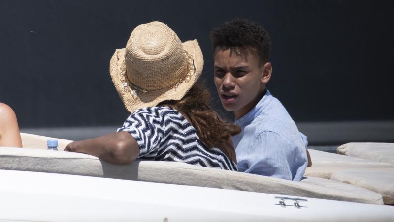 Prințesa de Monaco, nas în nas cu femeia care i-a dăruit soțului un copil din flori. Cine este Nicole Coste: „Relația noastră...”