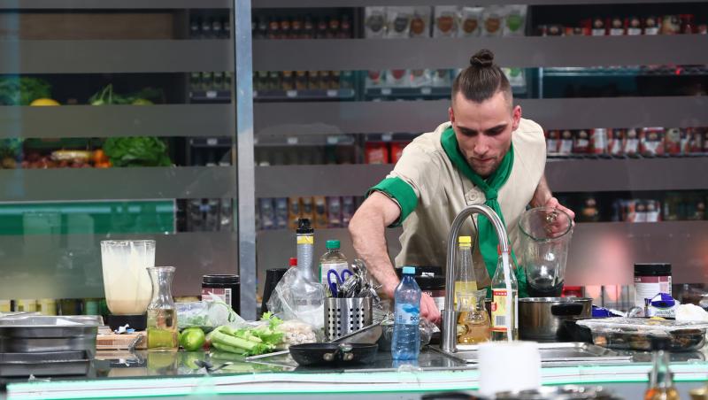 Chefi la cuțite, 27 mai 2025. Concurenții din semifinală s-au întrecut pentru un loc în marea finală a sezonului 15. Ce au gătit