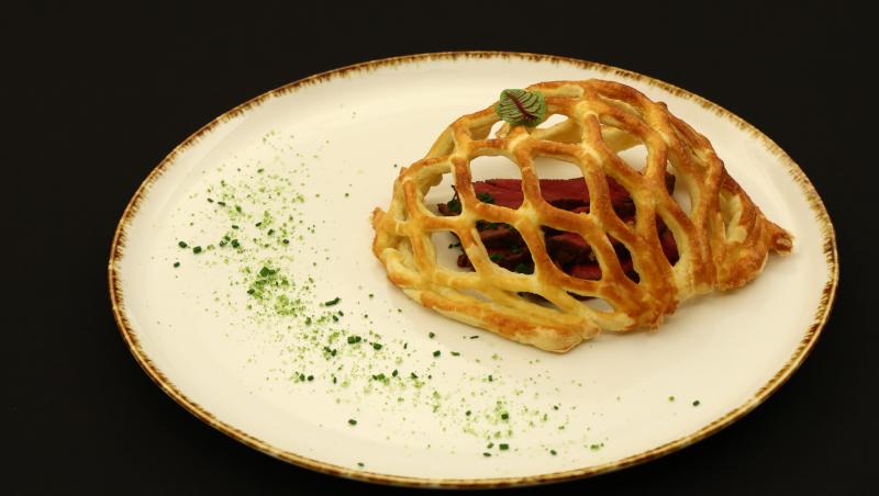 Chefi la cuțite, 27 mai 2025. Concurenții din semifinală s-au întrecut pentru un loc în marea finală a sezonului 15. Ce au gătit