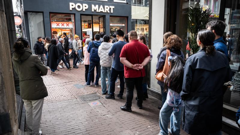 Isteria Labubu, jucăria care i-a fermecat pe adulți i-a adus CEO-ului un câștig colosal peste noapte. Despre ce sumă este vorba