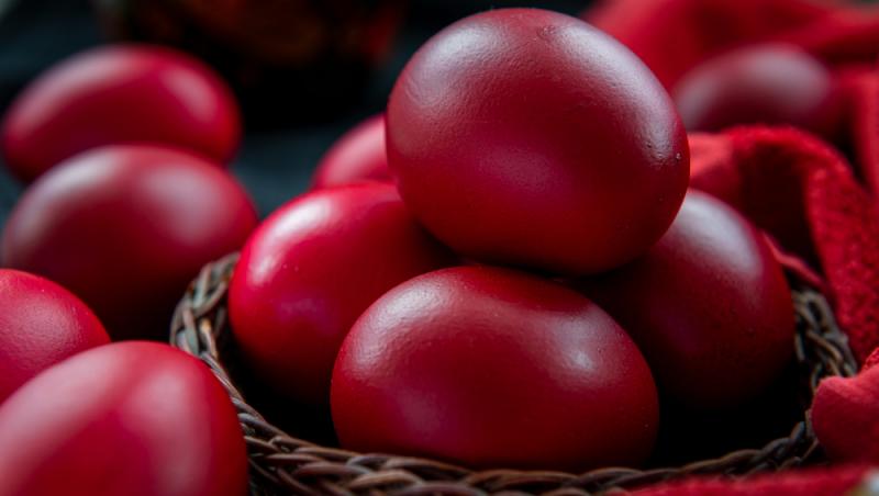 Când se vopsesc ouăle roșii pentru Înălțarea Domnului. Tradiția pe care trebuie să o respecți ca să nu atragi ghinionul