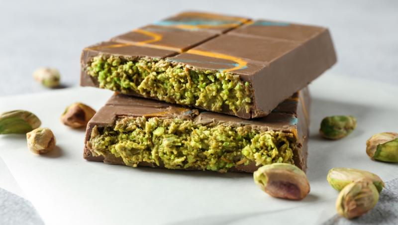 Au apărut crenvurștii Dubai! Cât costă și de unde pot fi cumpărați