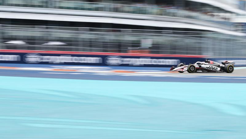 Vezi acum calificările din Formula 1™ pentru Marele Premiu de la Miami. Lupta pentru pole este LIVE în AntenaPLAY și pe Antena3CNN