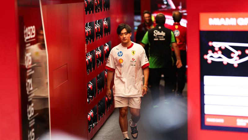 Vezi acum calificările din Formula 1™ pentru Marele Premiu de la Miami. Lupta pentru pole este LIVE în AntenaPLAY și pe Antena3CNN