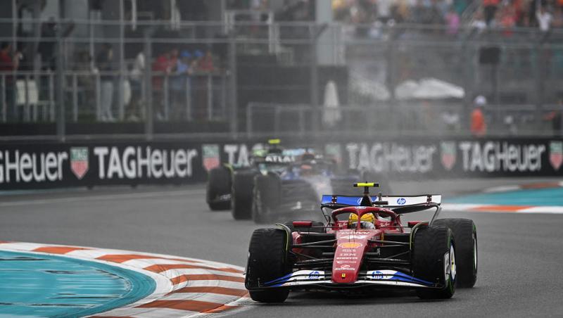 Vezi acum calificările din Formula 1™ pentru Marele Premiu de la Miami. Lupta pentru pole este LIVE în AntenaPLAY și pe Antena3CNN