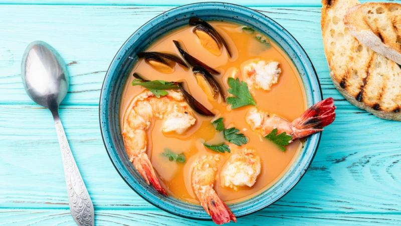 Sos bouillabaisse cu fructe de mare