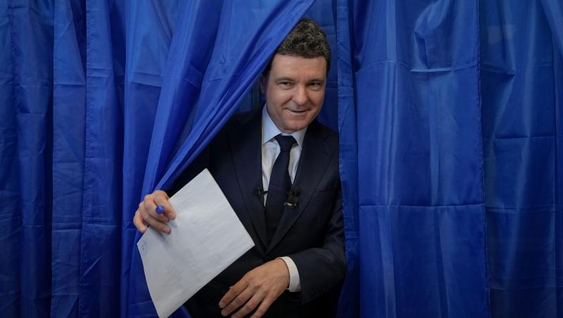 Nicușor Dan, împotriva deciziei CCR de a secretiza averile demnitarilor. Ce a transmis Președintele României