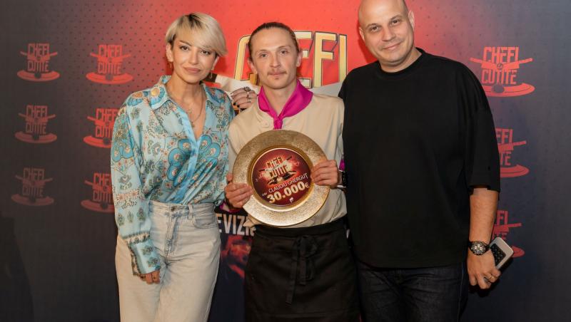 Vedetele au savurat în premieră preparatele dintr-o finală Chefi la cuțite: câștigătorul sezonului 15 și finaliștii au gătit live