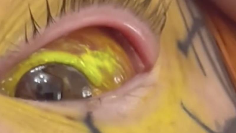 Ochiul verde al modelului Mary Magdalene