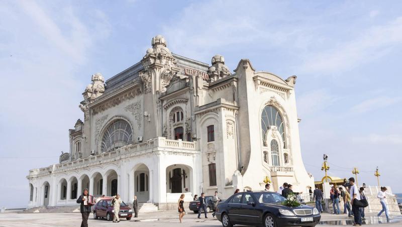 Cât costă să îți faci cununia civilă la Cazinoul din Constanța. Imaginile cu bijuteria arhitecturală îți taie răsuflarea