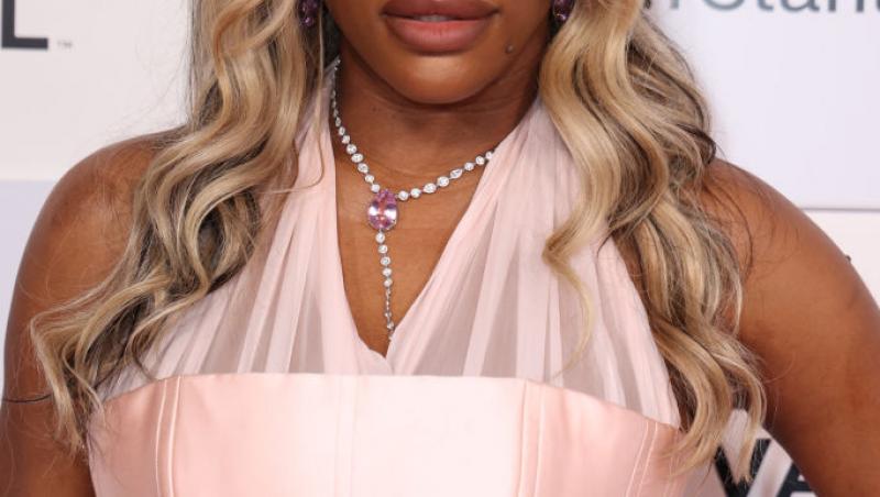 Transformarea Serenei Williams este spectaculoasă. Trendul de la Hollywood a surprins-o și pe sportivă