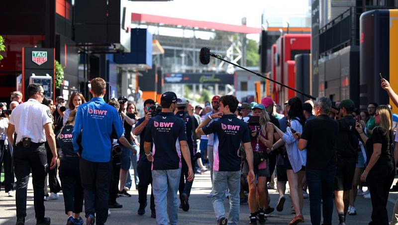 Vezi acum calificările din Formula 1™ pentru Marele Premiu al Spaniei. Lupta pentru pole este LIVE în AntenaPLAY și pe Antena3CNN