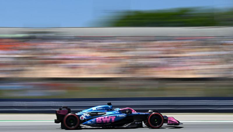 Vezi acum calificările din Formula 1™ pentru Marele Premiu al Spaniei. Lupta pentru pole este LIVE în AntenaPLAY și pe Antena3CNN