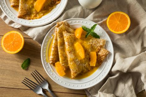 Rețetă de crepes Suzette. Cum se prepară acest desert clasic delicios