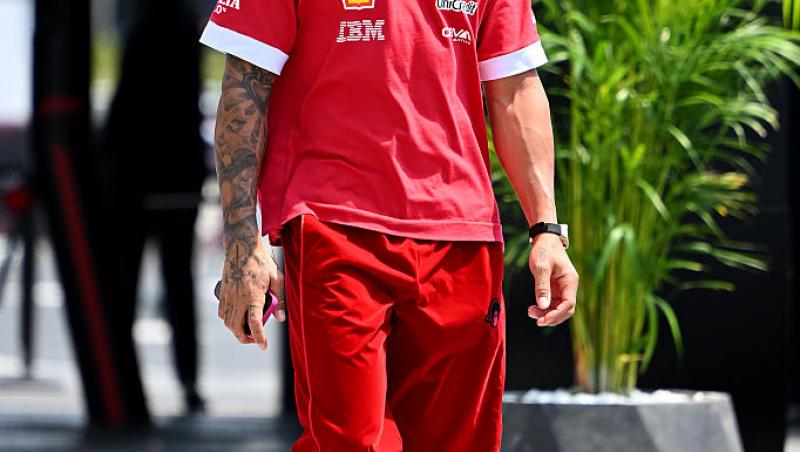 Ce ținută atent aleasă a purtat Lewis Hamilton la Met Gala 2025. Evenimentul a avut loc după Marele Premiu de la Miami