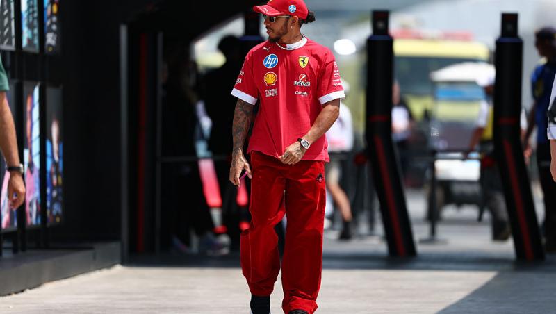 Ce ținută atent aleasă a purtat Lewis Hamilton la Met Gala 2025. Evenimentul a avut loc după Marele Premiu de la Miami