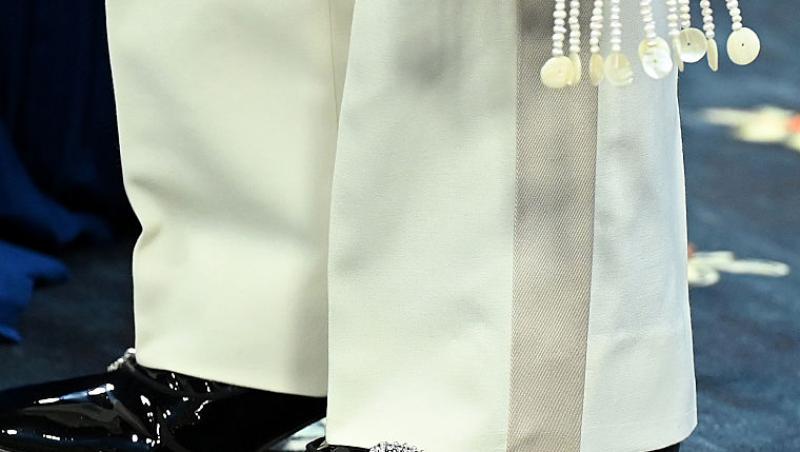 Ce ținută atent aleasă a purtat Lewis Hamilton la Met Gala 2025. Evenimentul a avut loc după Marele Premiu de la Miami