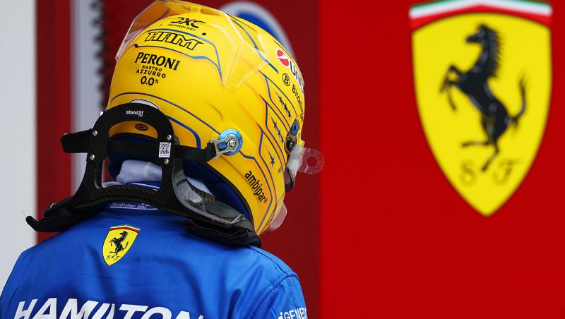 Ce ținută atent aleasă a purtat Lewis Hamilton la Met Gala 2025. Evenimentul a avut loc după Marele Premiu de la Miami